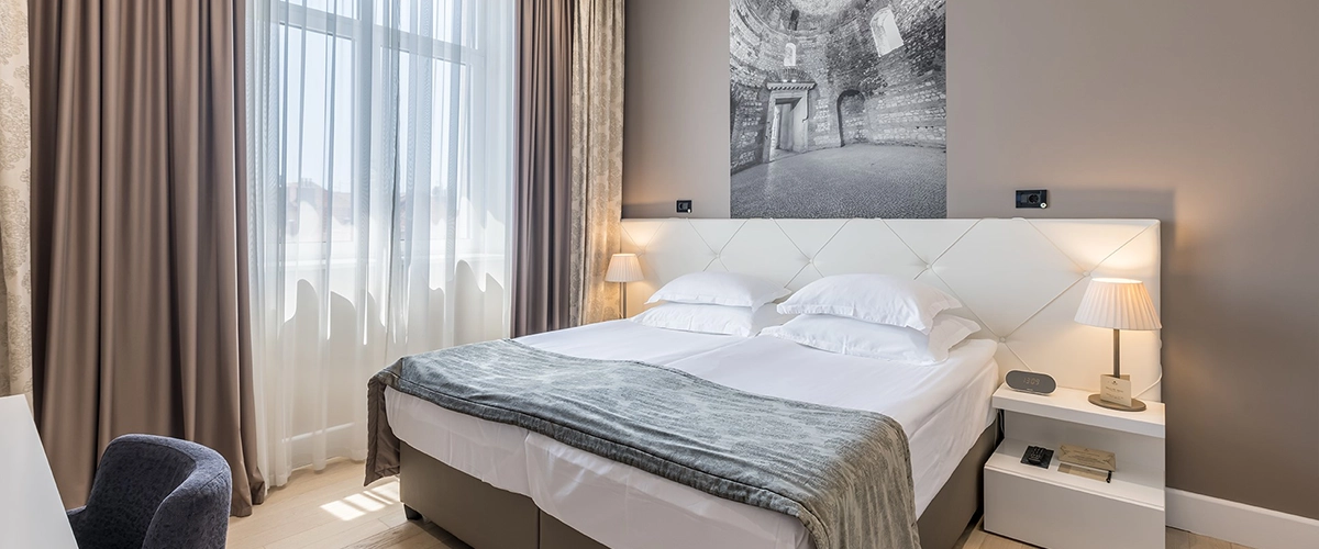 Deluxe City View room